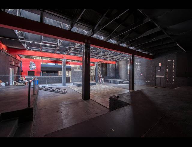 1,250M² BUILDING FOR SALE IN SELBY